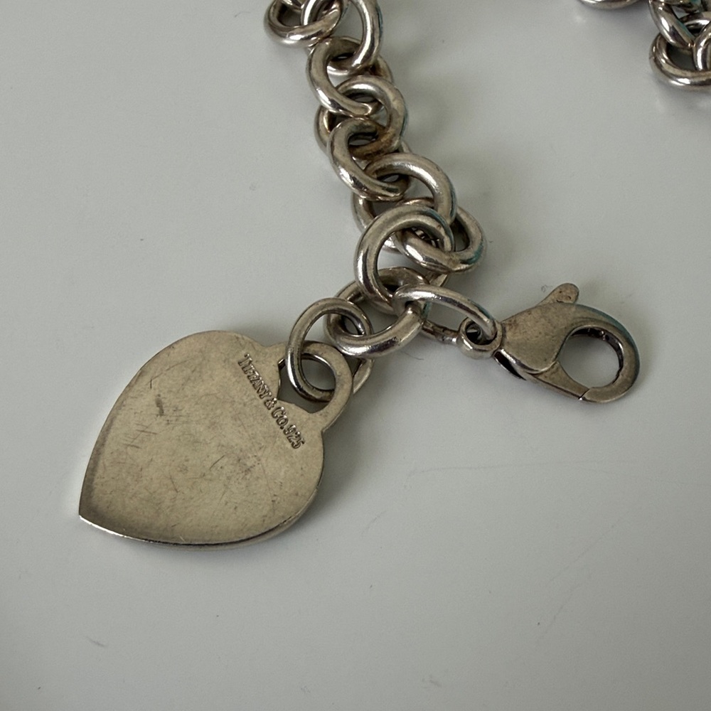 Tiffany & Co. Sterling Silver 925 Bracelet with Heart Charm - Vintage - Picture 3 of 11